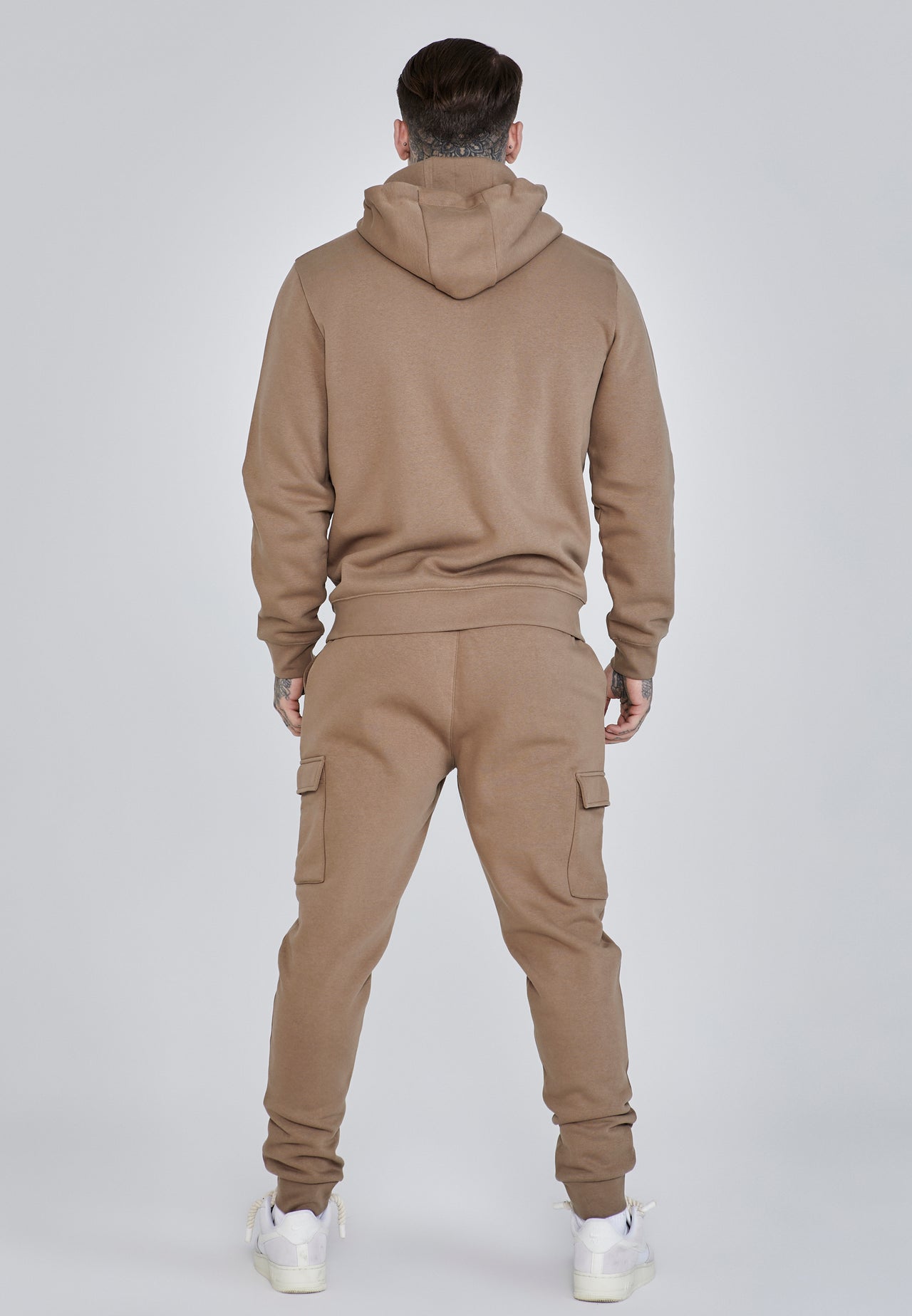 Siksilk Essentials Cargo Joggers SS-27096 Spodnie dresowe brązowe