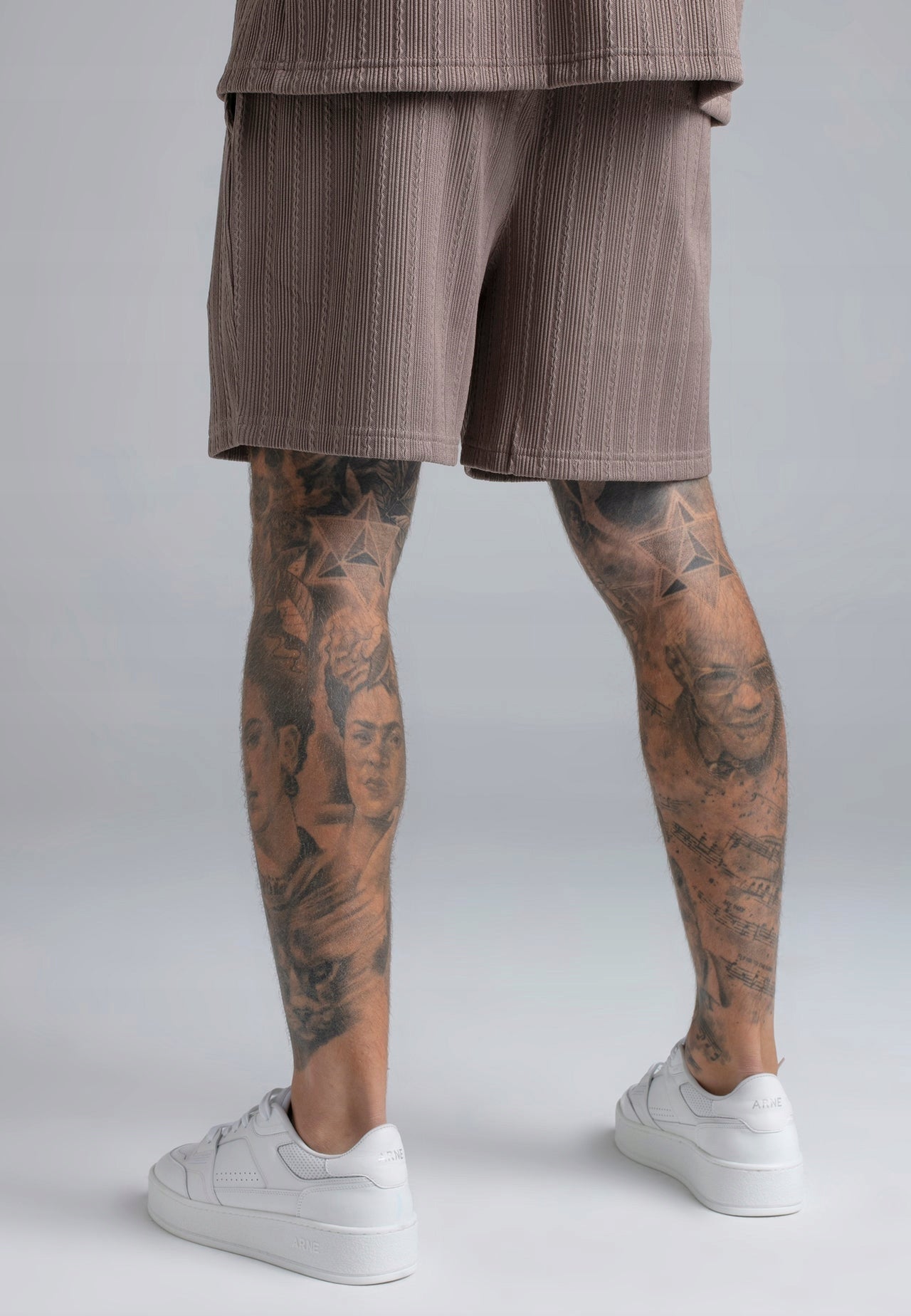 SIKSILK Spodenki męskie brązowe Textured Shorts SS-29077 rozmiar XL