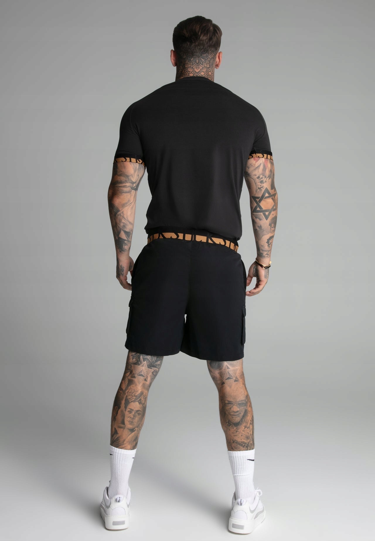 SIKSILK T-shirt męski czarny SS-27392 Tech T-shirt rozmiar S