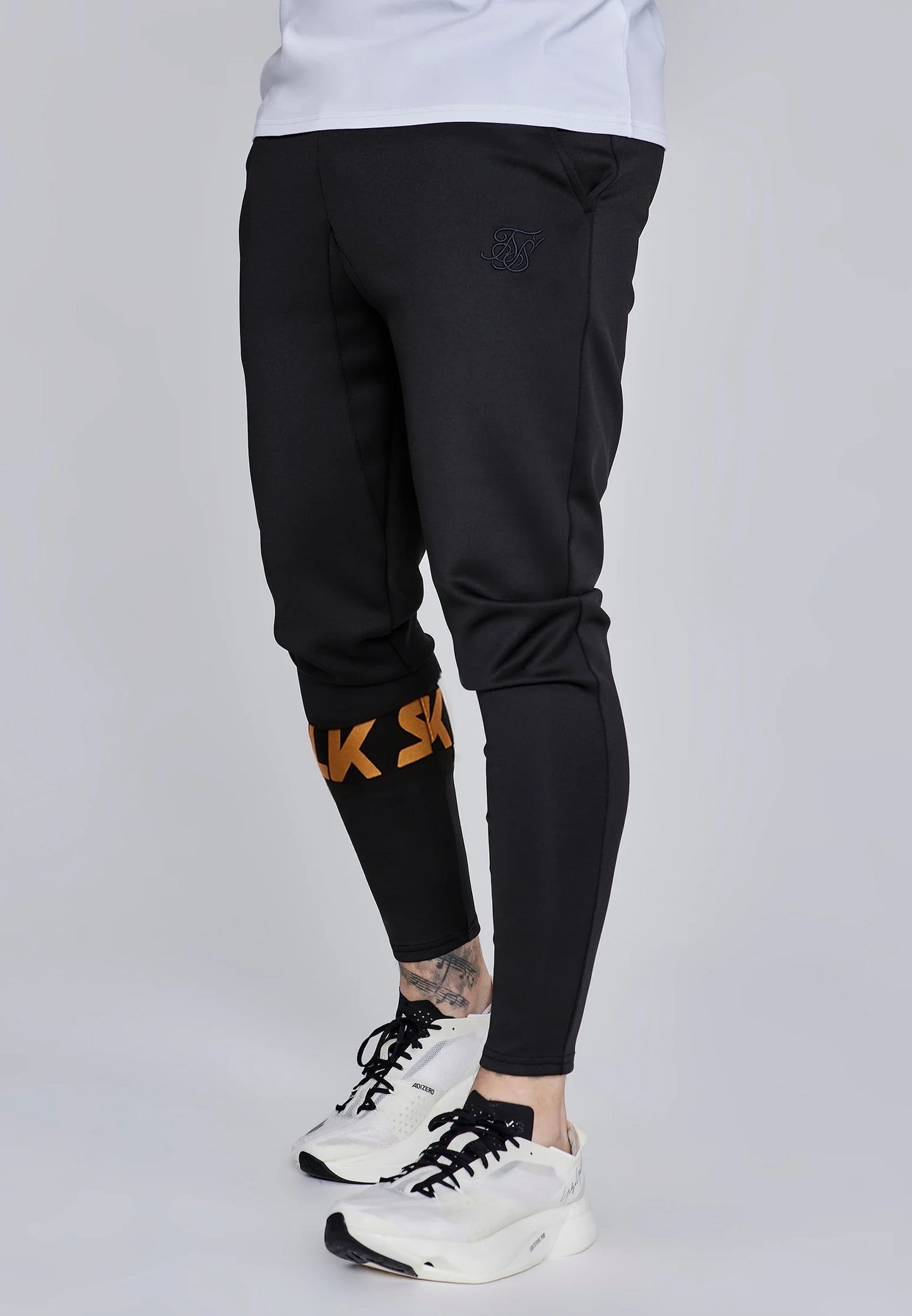SIKSILK Spodnie męskie dresowe czarne Dynamic Joggers SS-28920 rozmiar XL