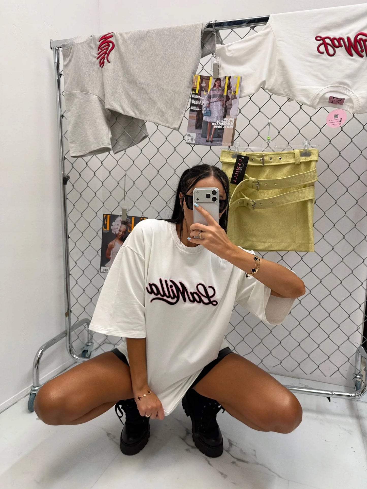 T-SHIRT DAMSKI KRÓTKI RĘKAW LA MILLA ROZM UNIWERSALNY DUŻE LOGO BIAŁY