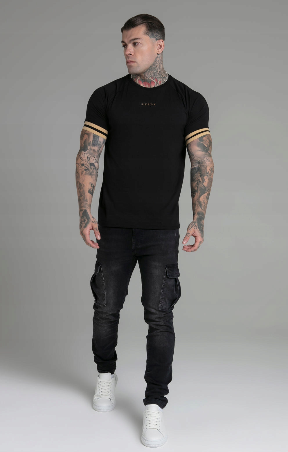 SIKSILK T-shirt męski czarny złoty SS-26047 Tournament T-shirt rozmiar M