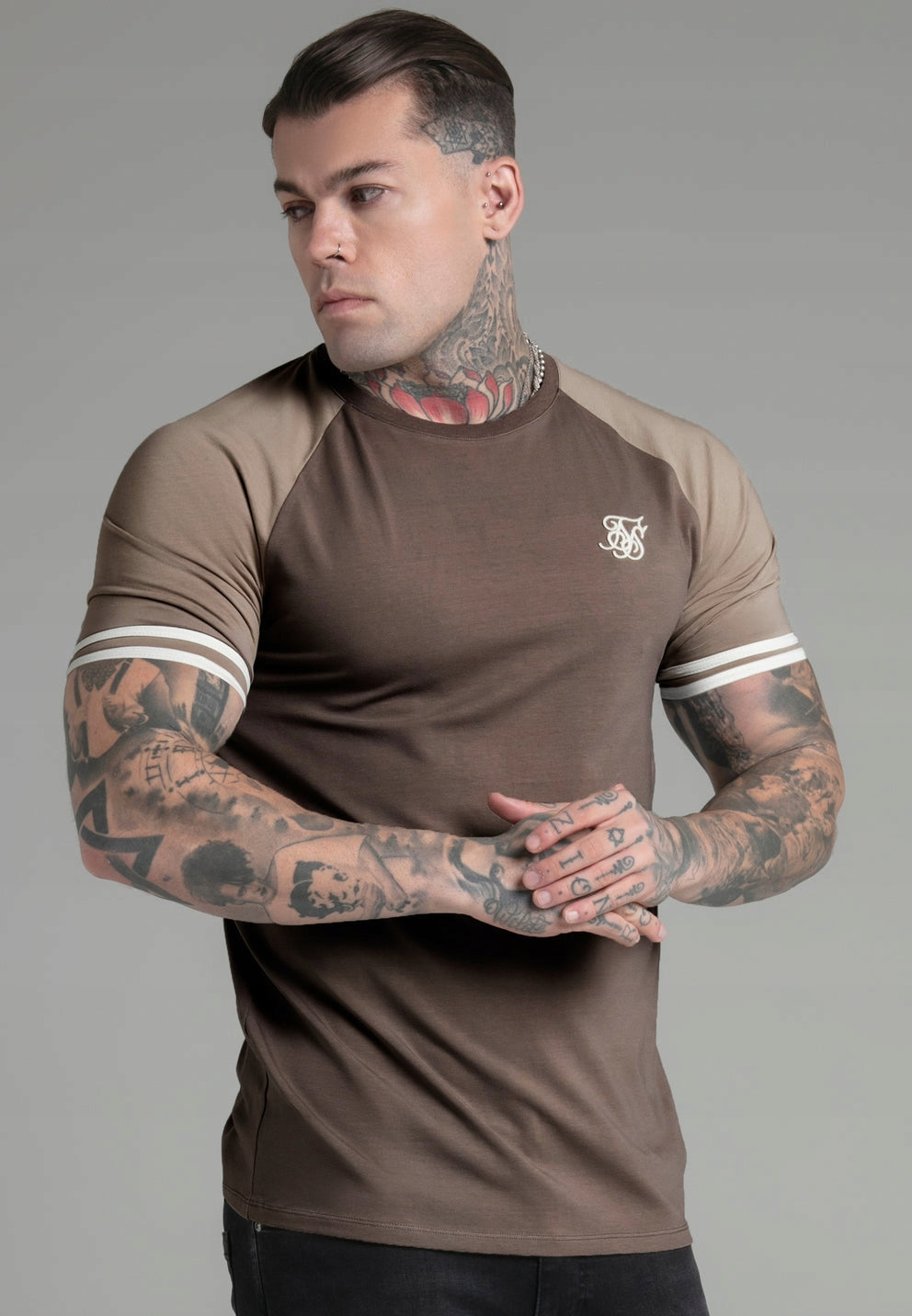 SIKSILK Brązowy T-Shirt męski Tournament T-Shirt SS-28050 rozmiar M