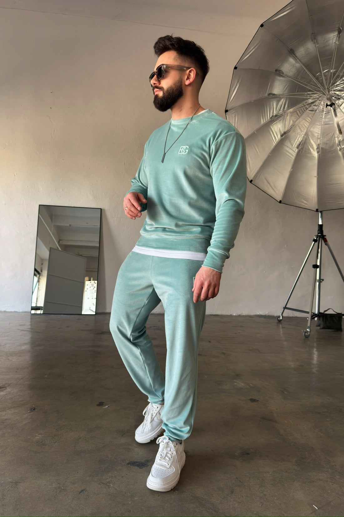 BRANDENBURG KOMPLET DRESOWY BG VANDAL WELUROWY DRES BLUZA SPODNIE SZAŁWIA L