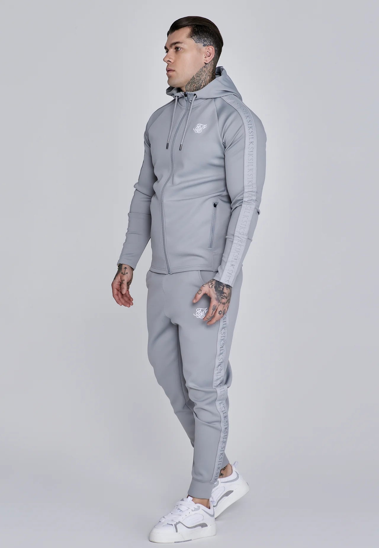 SIKSILK dresy męskie Hoodie and Joggers Set SS-28330 szare rozmiar XL