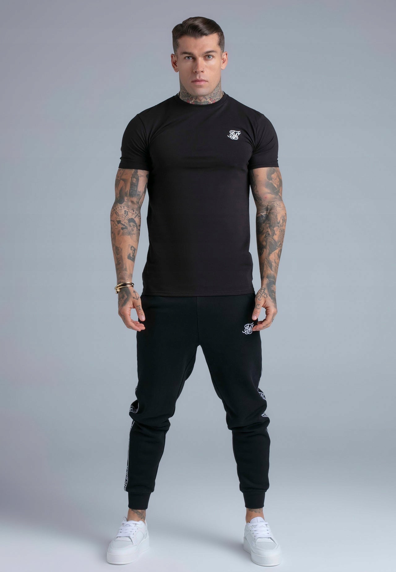 SIKSILK T-Shirt męski czarny klasyczny Essentials T-Shirt SS-28541 r. XL
