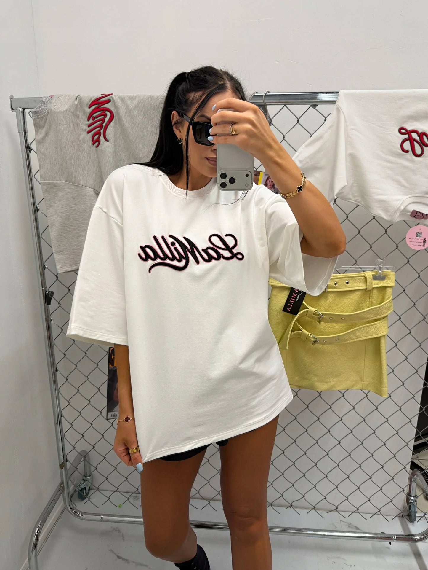 T-SHIRT DAMSKI KRÓTKI RĘKAW LA MILLA ROZM UNIWERSALNY DUŻE LOGO BIAŁY