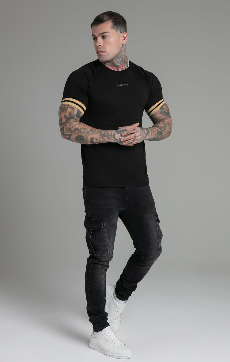SIKSILK T-shirt męski czarny złoty SS-26047 Tournament T-shirt rozmiar M