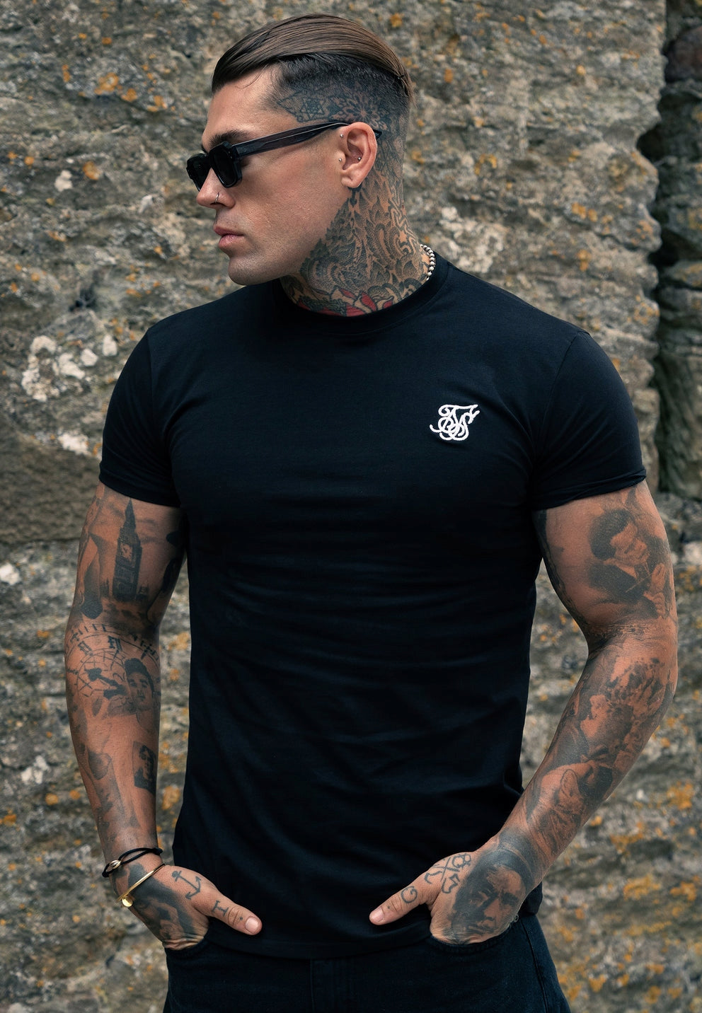 SIKSILK T-Shirt męski czarny klasyczny Essentials T-Shirt SS-28541 r. XL