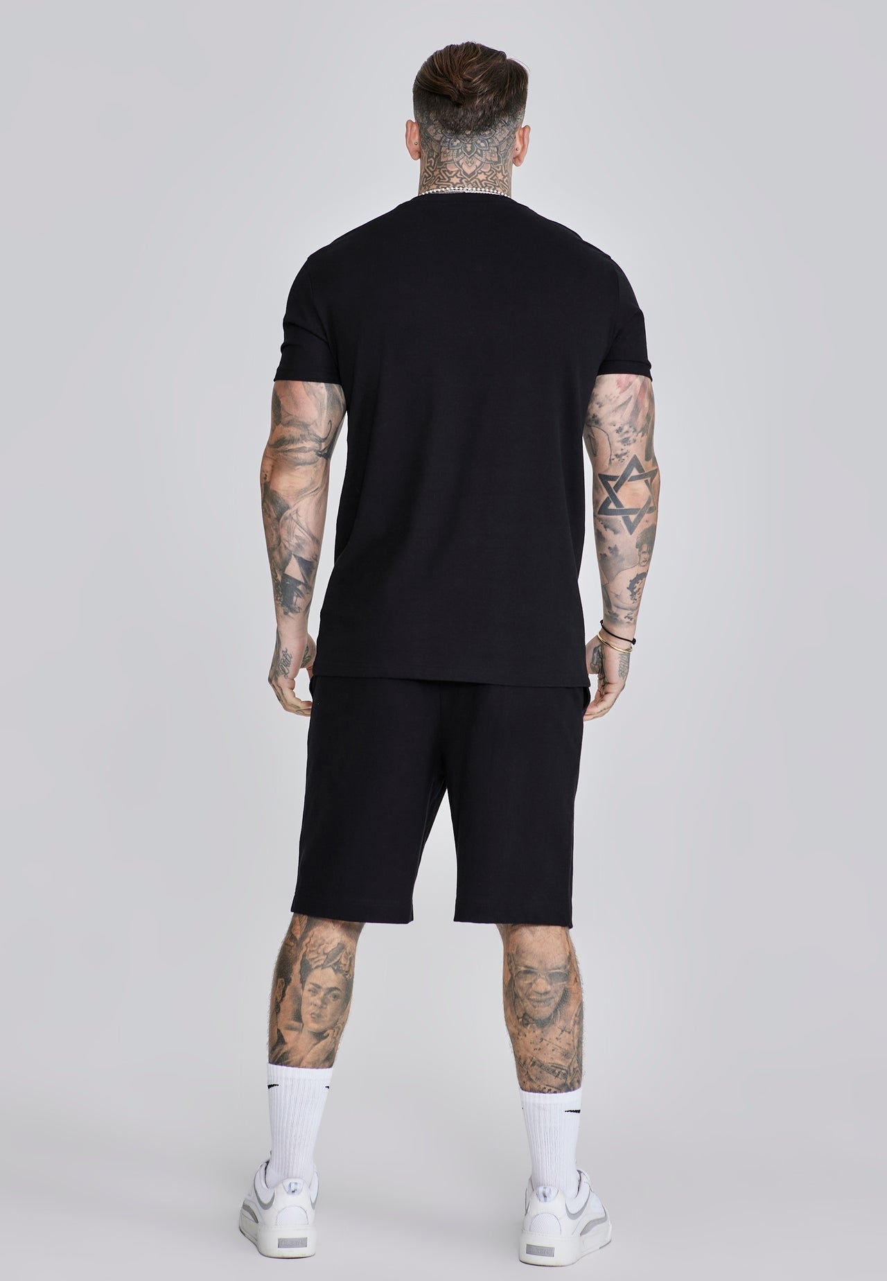 SIKSILK komplet męski t-shirt i szorty spodenki koszulka SS-27196 czarny M