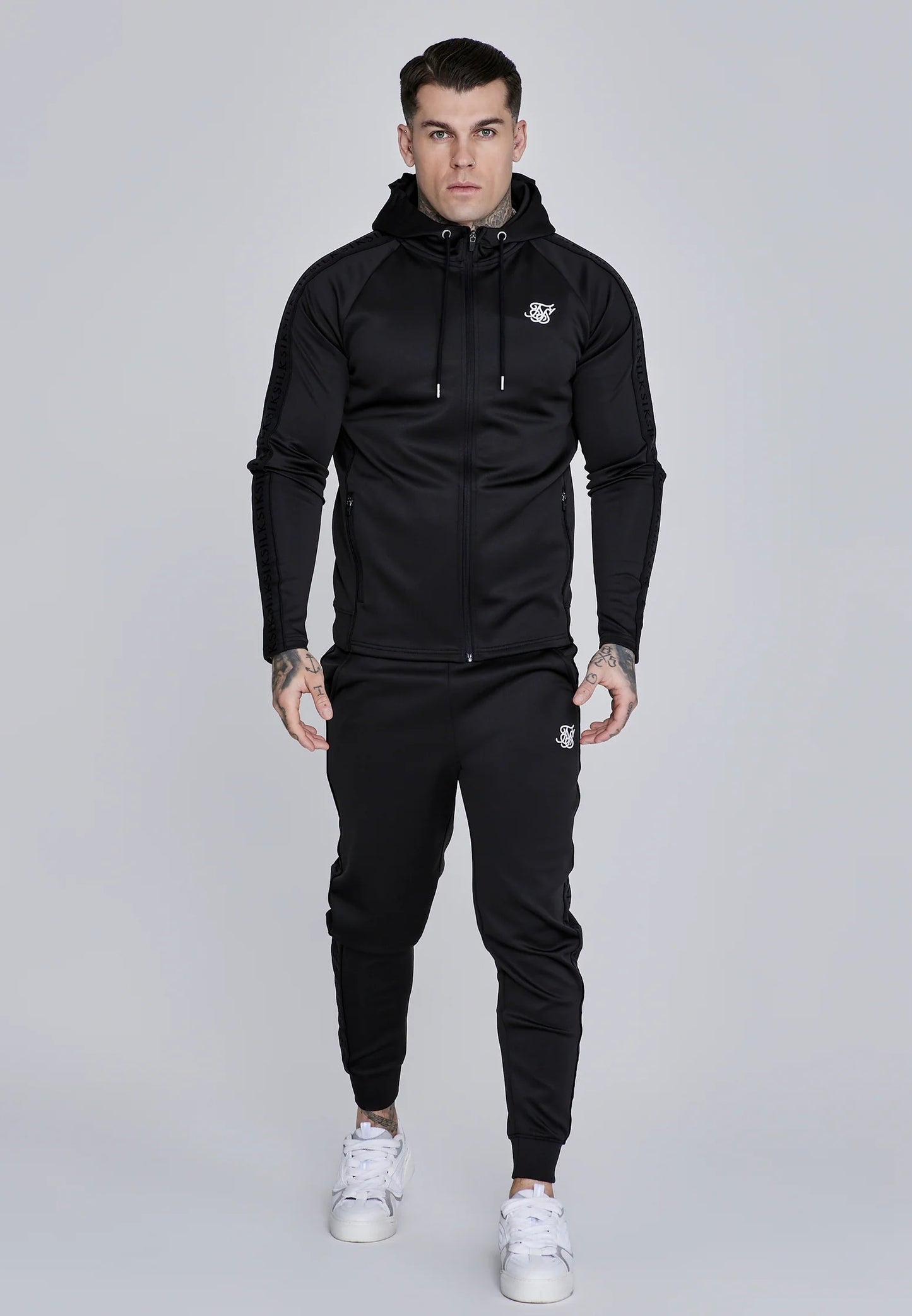 SIKSILK dresy męskie Hoodie and Joggers Set SS-28331 czarne rozmiar XL