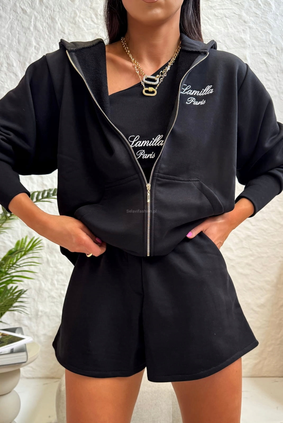 Komplet bluza na zamek i spodenki z haftowanym logo LaMilla czarny M/L