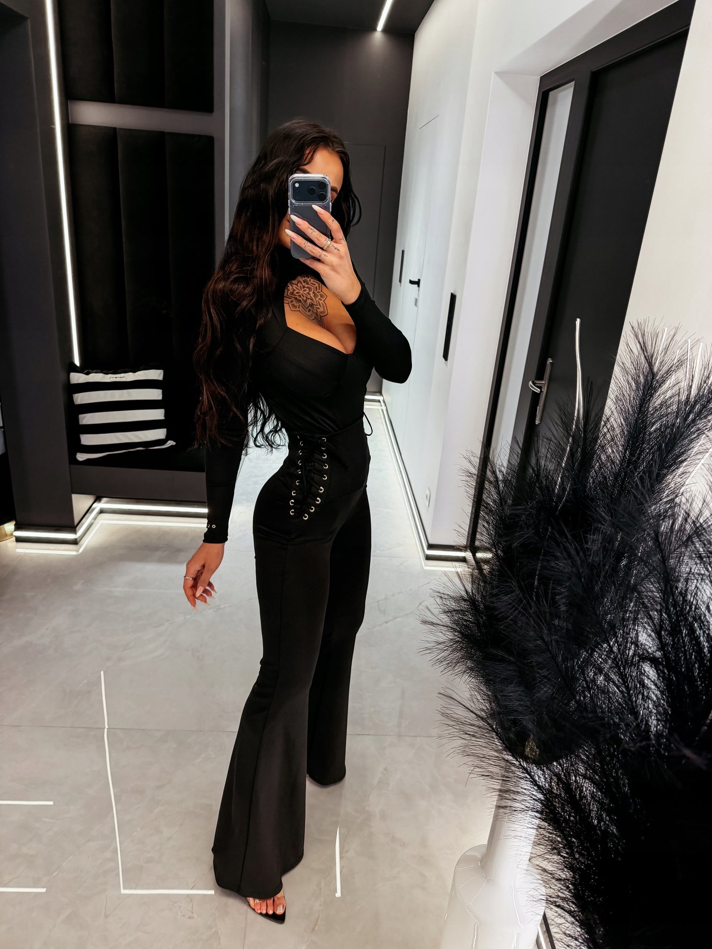 LEGGINSY DAMSKIE VEYA OLAVOGA CZARNY ROZMIAR XS dzwony