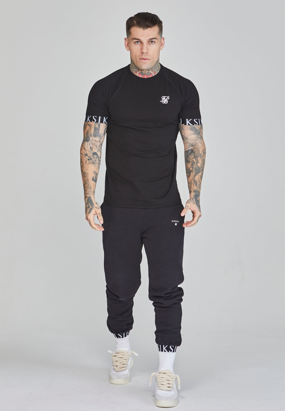 SIKSILK T-shirt męski czarny SS-26861 Tech T-shirt rozmiar S