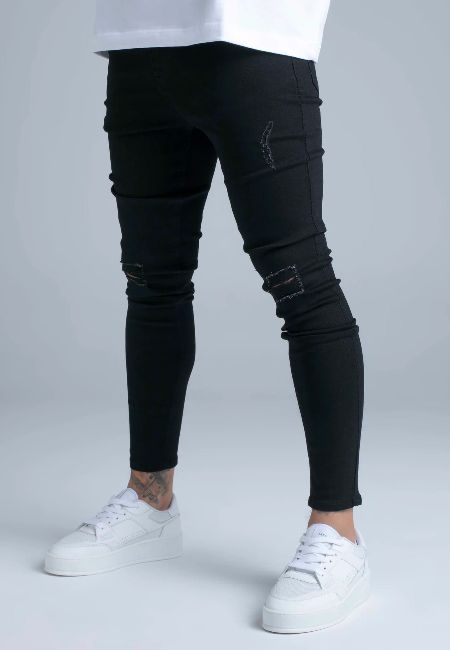 SIKSILK Spodnie Jeansy męskie czarne Distressed Skinny Jeans SS-28640
