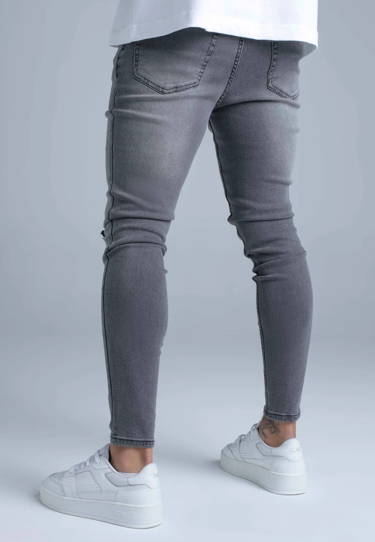 SIKSILK Spodnie Jeansy męskie czarne Distressed Skinny Jeans SS-28644