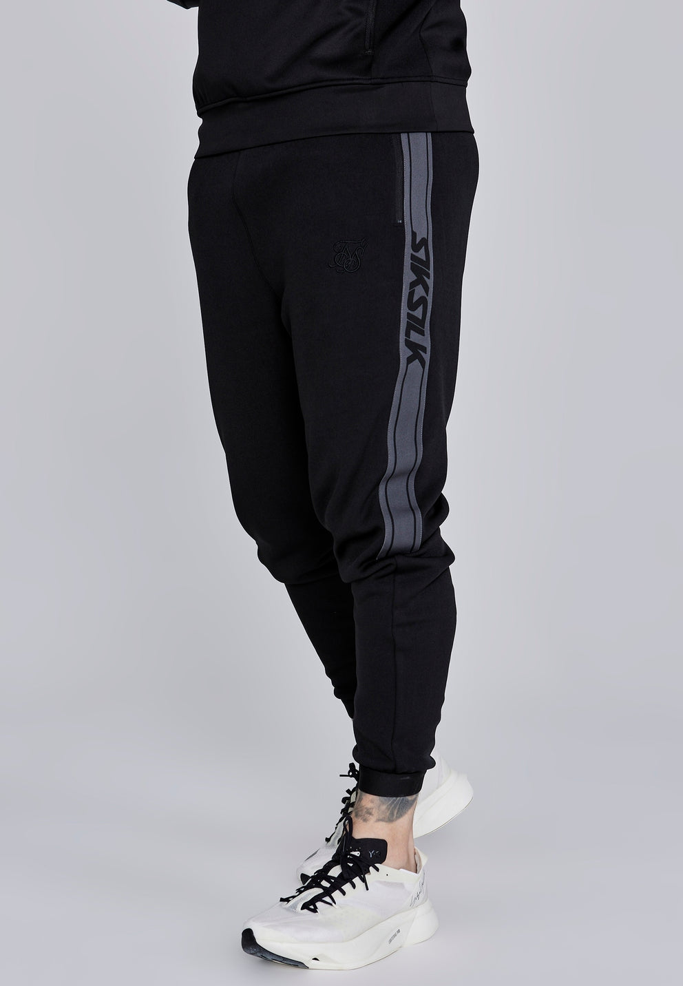 SIKSILK Spodnie ocieplane czarne Muscle Fit Jogger SS-27842 rozmiar XL
