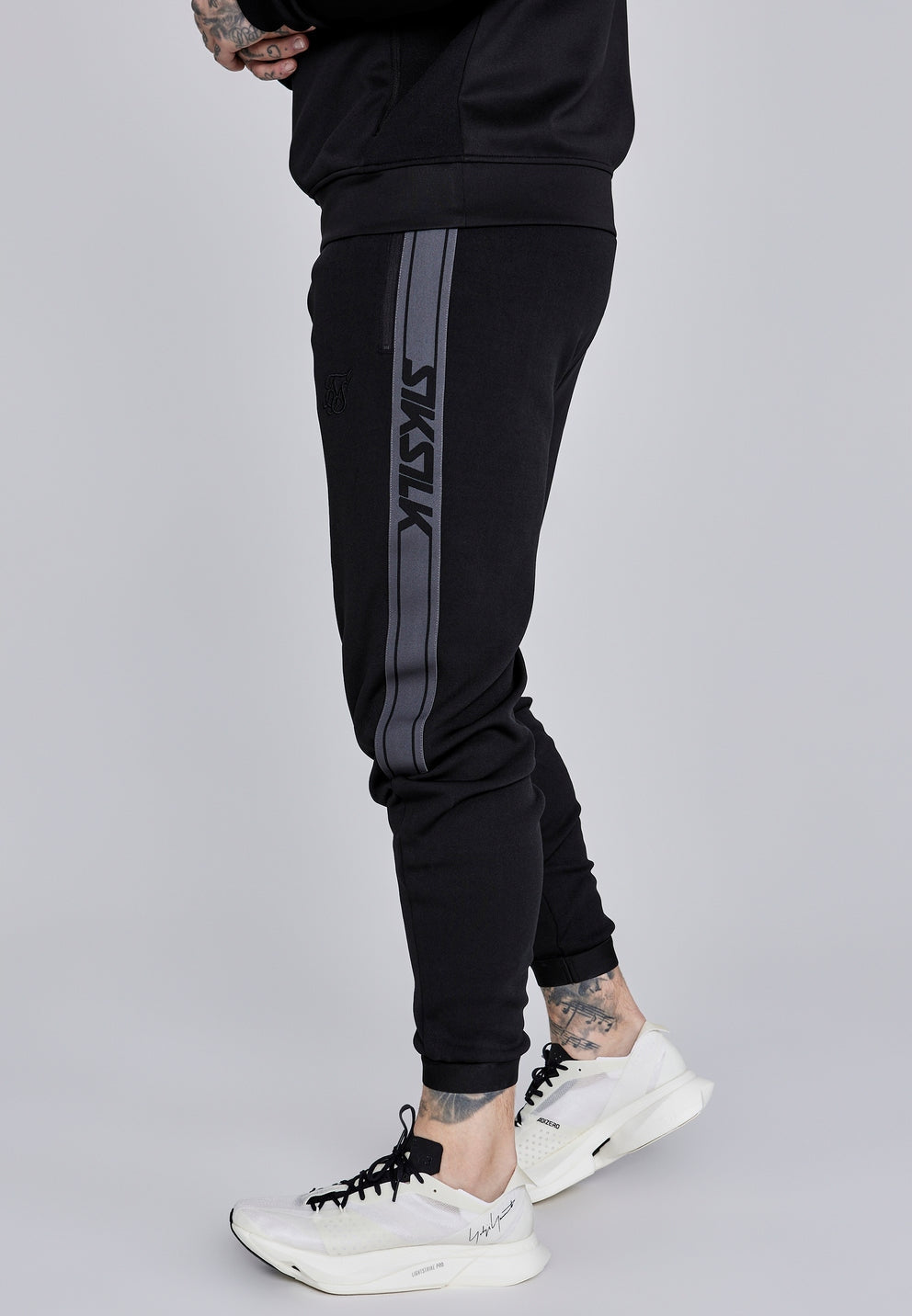 SIKSILK Spodnie ocieplane czarne Muscle Fit Jogger SS-27842 rozmiar XL