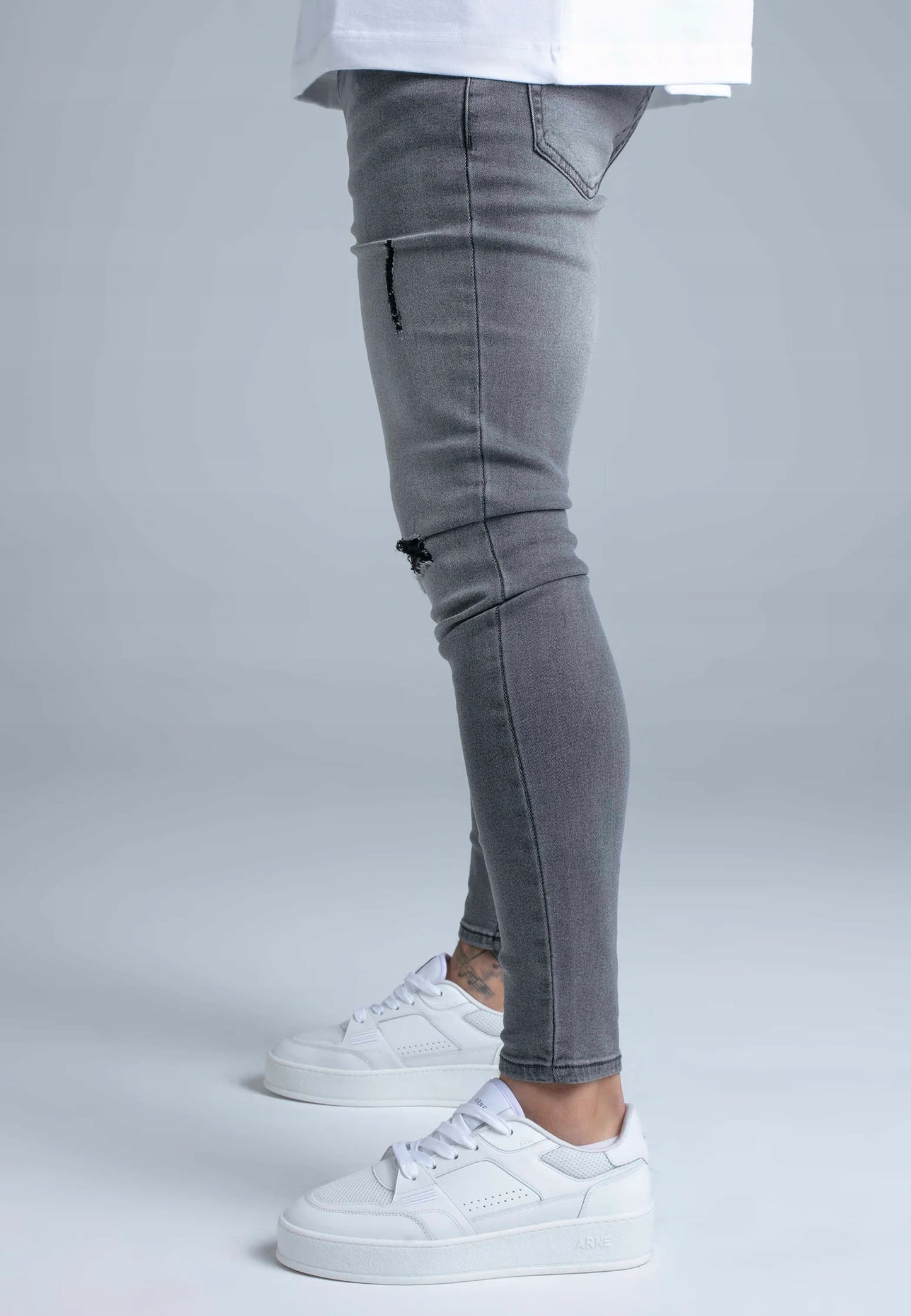 SIKSILK Spodnie Jeansy męskie czarne Skinny Jeans SS-28644 rozmiar 40 XXXL
