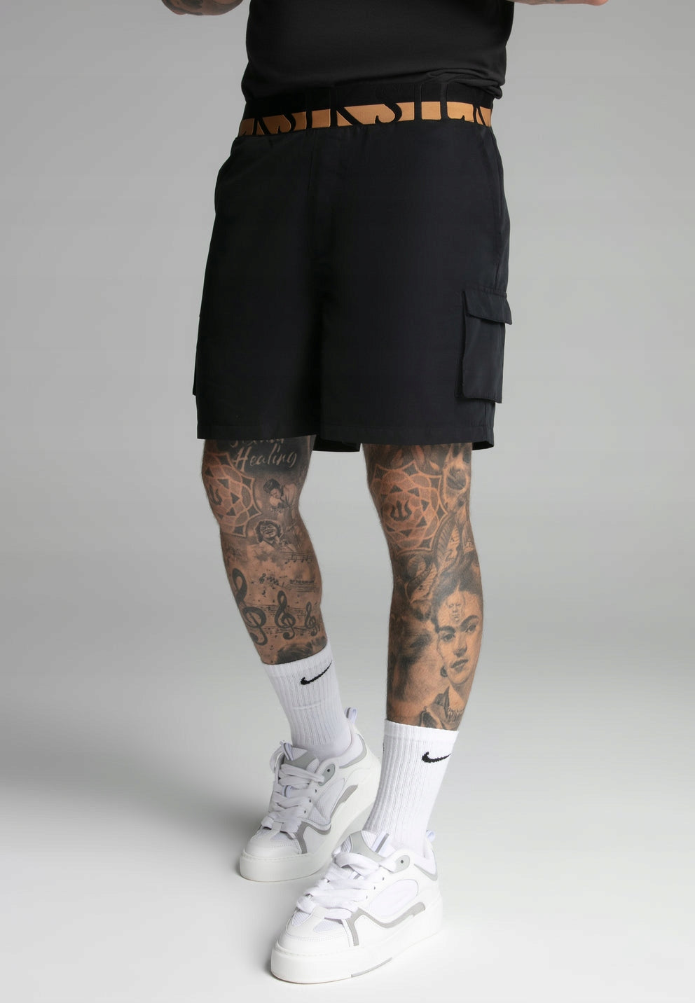 SIKSILK krótkie spodenki męskie czarne z siatką kąpielowe SS-27394 rozm XXL